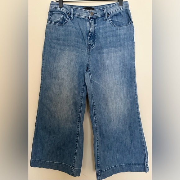Halogen Women’s Denim Cropped Wide Leg Light Wash Jeans - Size 27 - Picture 2 of 6